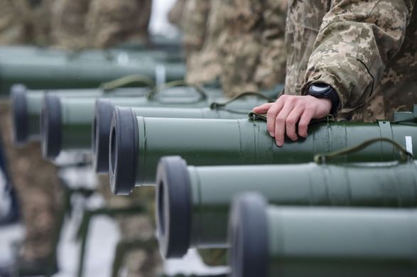 Франция не ответит военным путем, если Россия вторгнется в Украину — МИД