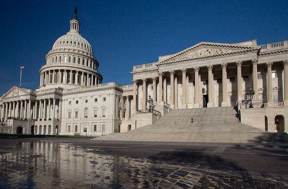 Politico: соглашение в Сенате США по санкциям против РФ в этом месяце под вопросом