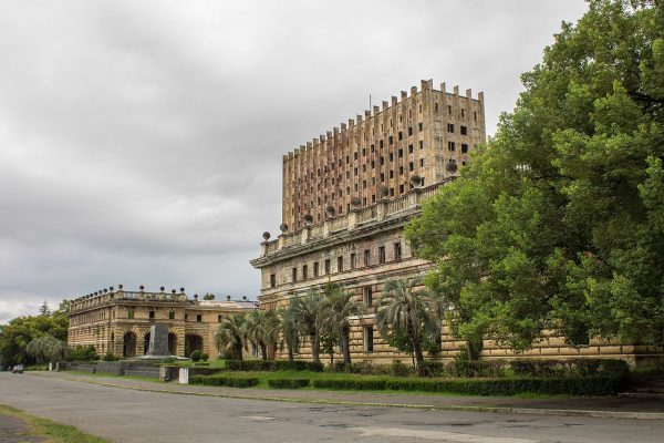 Сотрудники т.н. МЧС Абхазии отправились в Донецк и Луганск для эвакуации беженцев |