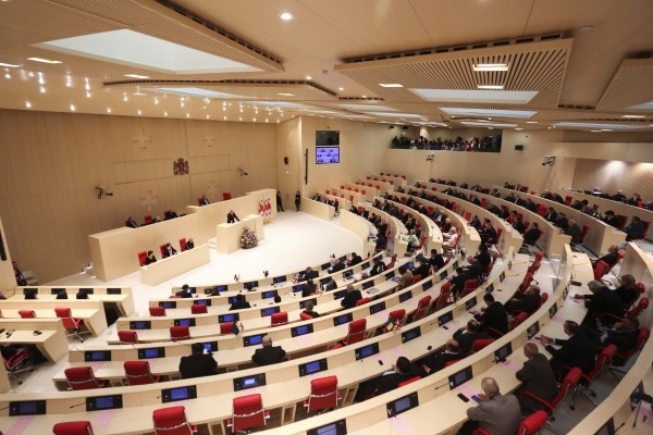Парламент начинает рассмотрение инициированного проекта резолюции об интеграции Грузии в ЕС |