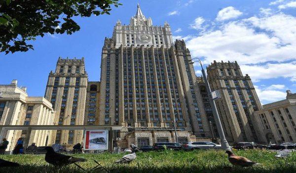 МИД РФ призвал стороны соблюдать трехсторонние договоренности в Карабахе |