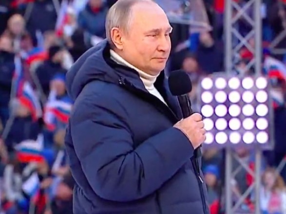 Путин сегодня выступил перед россиянами в куртке Loro Piana за полтора миллиона рублей Путин сегодня выступил перед россиянами в куртке Loro Piana за полтора миллиона рублей