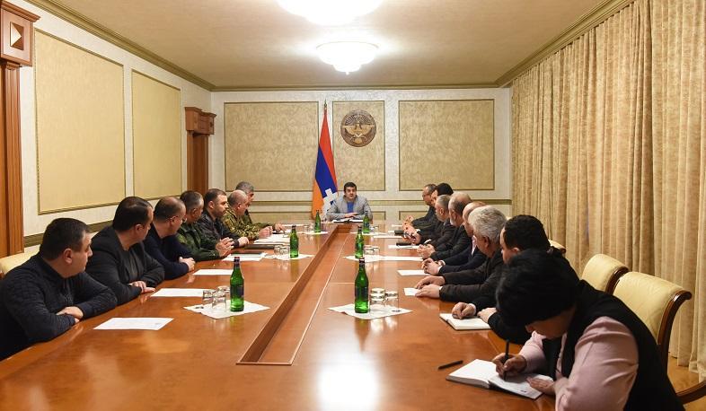 Ադրբեջանական կողմն ակնհայտ սադրանքի միջոցով ապակայունացնում է իրավիճակը. Արցախի նախագահն ԱԽ ընդլայնված նիստ է հրավիրել Ադրբեջանական կողմն ակնհայտ սադրանքի միջոցով ապակայունացնում է իրավիճակը. Արցախի նախագահն ԱԽ ընդլայնված նիստ է հրավիրել