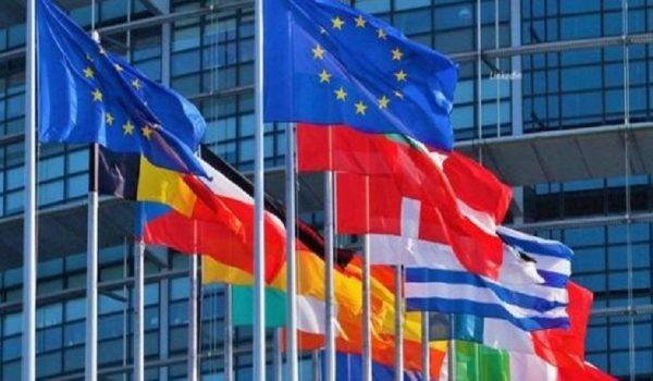 Из Европы выслали десятки российских дипломатов |