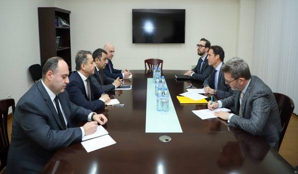 Ադրբեջանը նպատակ է հետապնդում էթնիկ զտման ենթարկել ԼՂ հայությանը. ՀՀ ԱԳ նախարարի տեղակալը՝ Խավիեր Կոլոմինա Պիրիսին
		18.01.2023 . Արցախ