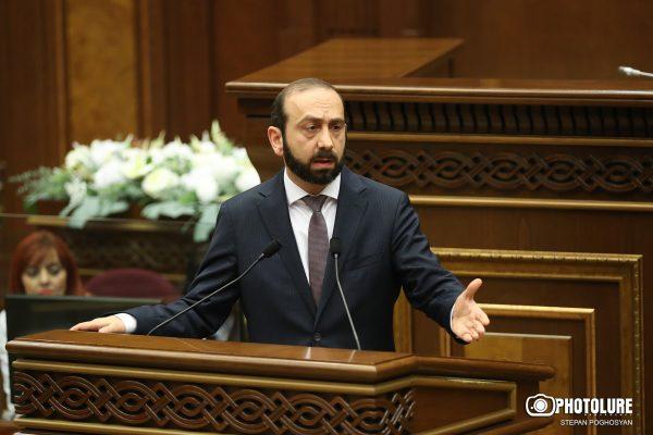 Սպասում ենք ադրբեջանական կողմի արձագանքին. Միրզոյանը՝ խաղաղության պայմանագրի տեքստի մասին
		18.01.2023 . Արցախ