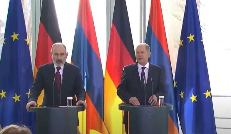 Նիկոլ Փաշինյանը և Օլաֆ Շոլցը քննարկել են Լաչինի միջանցքի շրջափակման հետևանքով ԼՂ-ում ստեղծված իրավիճակը
02.03.2023 . Արցախ Նիկոլ Փաշինյանը և Օլաֆ Շոլցը քննարկել են Լաչինի միջանցքի շրջափակման հետևանքով ԼՂ-ում ստեղծված իրավիճակը
02.03.2023 . Արցախ