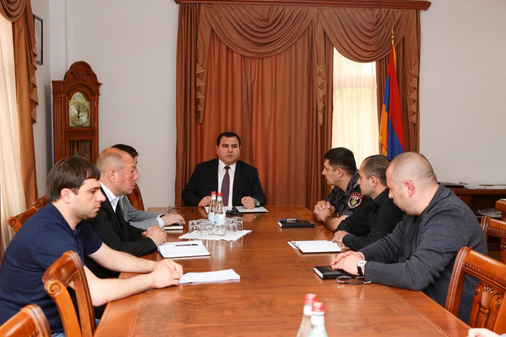 Համայնքային ստուգայցերի արդյունքում ապրանքների մանրածախ վաճառքի գների կոպիտ խախտումներ են արձանագրվել. Արցախի պետնախարար
24.05.2023 . Արցախ Համայնքային ստուգայցերի արդյունքում ապրանքների մանրածախ վաճառքի գների կոպիտ խախտումներ են արձանագրվել. Արցախի պետնախարար
24.05.2023 . Արցախ