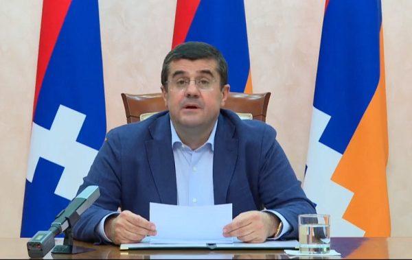ԼՂ նախագահը միանում է Վերածննդի հրապարակում նստացույց իրականացնողներին` միջազգային դերակատարների ուշադրությունը հրավիրելով ԼՂ-ում իրավիճակի վրա
		17.07.2023 . Արցախ