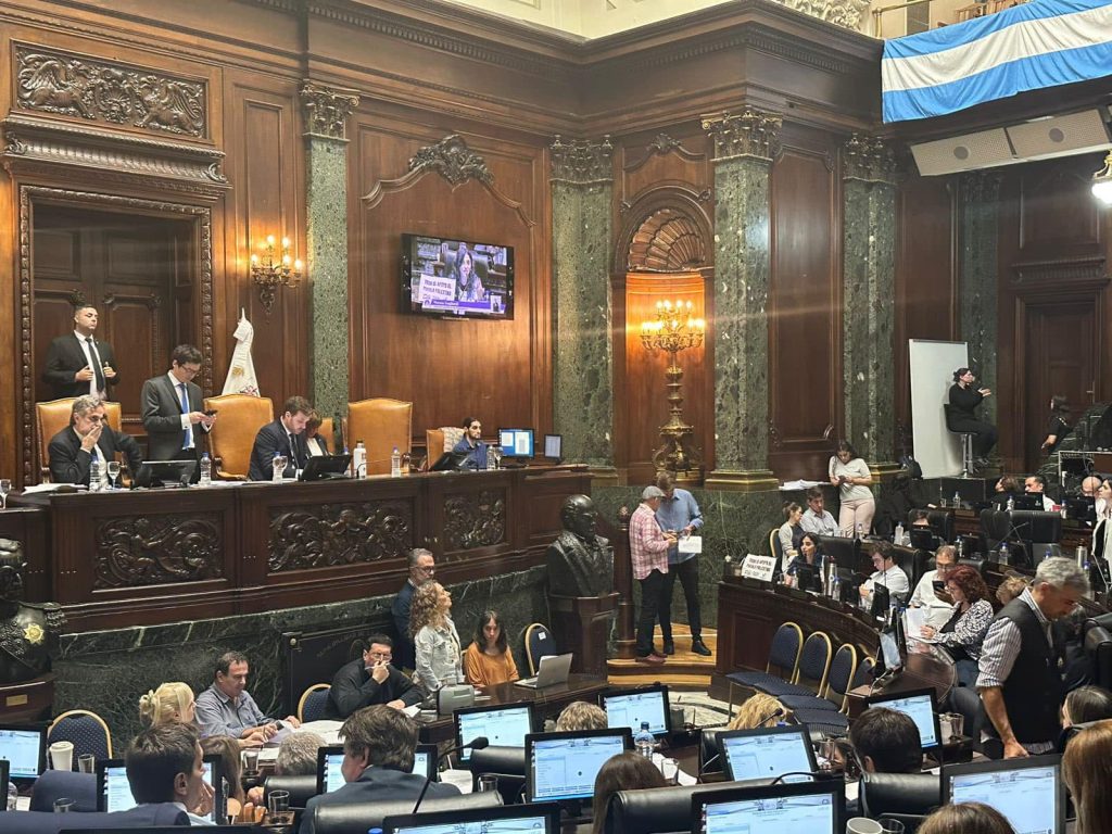 Բուենոս Այրեսի խորհրդարանն ընդունեց Ադրբեջանի կողմից ԼՂ նկատմամբ իրականացրած գործողությունները դատապարտող հայտարարություն
07.12.2023 . Միջազգային Բուենոս Այրեսի խորհրդարանն ընդունեց Ադրբեջանի կողմից ԼՂ նկատմամբ իրականացրած գործողությունները դատապարտող հայտարարություն
07.12.2023 . Միջազգային