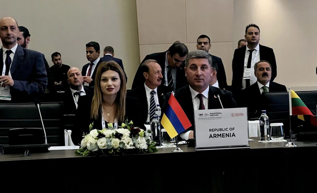 Հայաստանը պատրաստ է վերագործարկել իր ինքնիշխան տարածքով անցնող բոլոր կապուղիները. Գնել Սանոսյան Հայաստանը պատրաստ է վերագործարկել իր ինքնիշխան տարածքով անցնող բոլոր կապուղիները. Գնել Սանոսյան