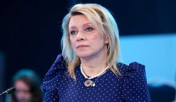 Захарова заявила о «недружественных России нарративах» в инфополе Баку