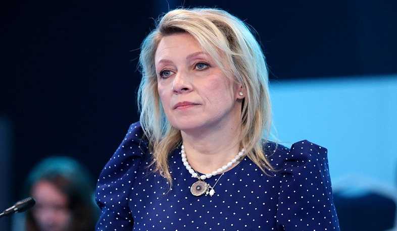 Захарова заявила о «недружественных России нарративах» в инфополе Баку
