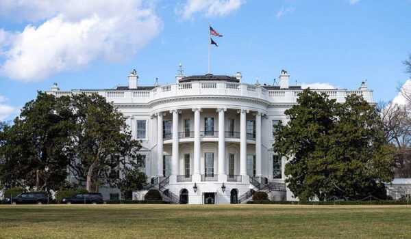 Колумнист американской газеты The Washington Times призвал президента США Дональда Трампа добиваться освобождения 19 армян, удерживаемых в Азербайджане