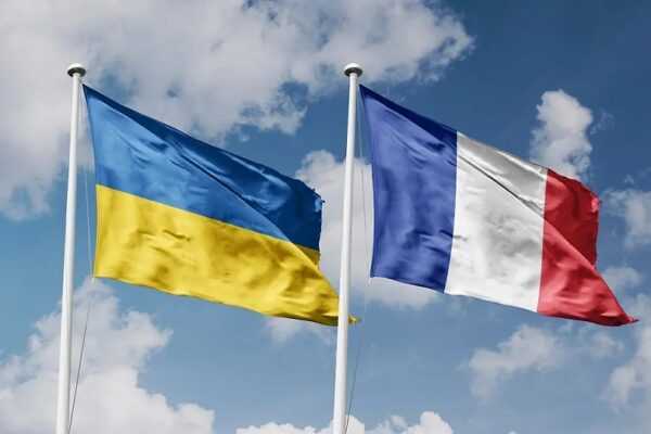 Париж стремится ограничить закупки Киевом оружия у третьих стран за счет кредитов ЕС: Euronews